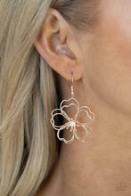 Load image into Gallery viewer, Petal Power - Rose Gold  Earring
